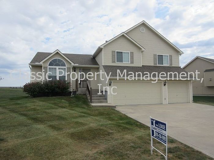 1st image of 9123 N Essex Dr