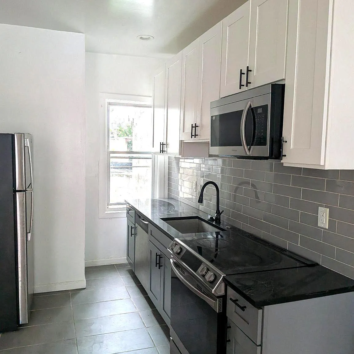 2 bed, 1.0 bath, 900 sqft, $1,250 — Photo 4