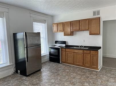 1st image of 1155 S 28th St #15947409