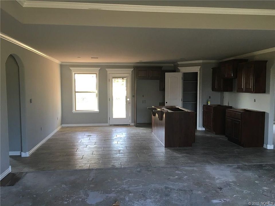 2nd image of 9865 E Tall Pine Ln
