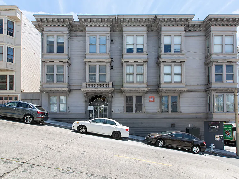1395 Union — Photo 23