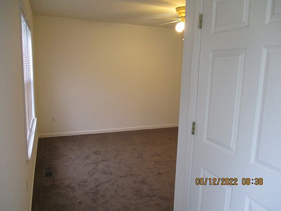 5th image of 712 Vermont Ave