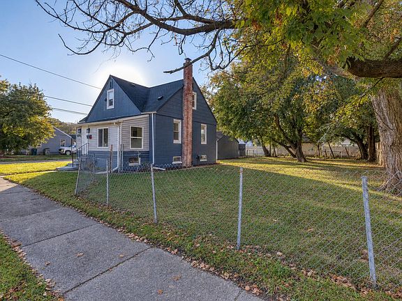 4th image of 436 E George Ave