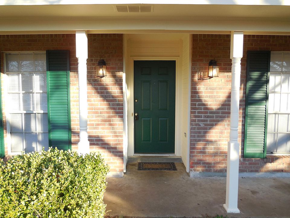 2nd image of 7215 Farnsworth Ct