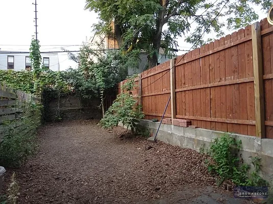 Rented by Brownstone Real Estate | media 29