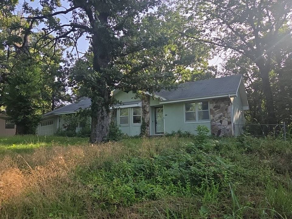 2nd image of 1188 Sundown Ln