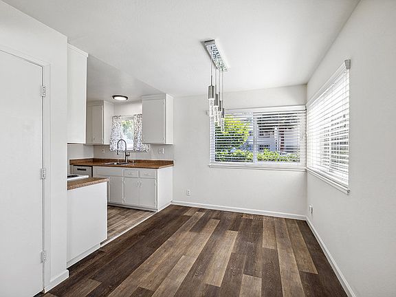 5th image of 220 Ventura Ave #972277676