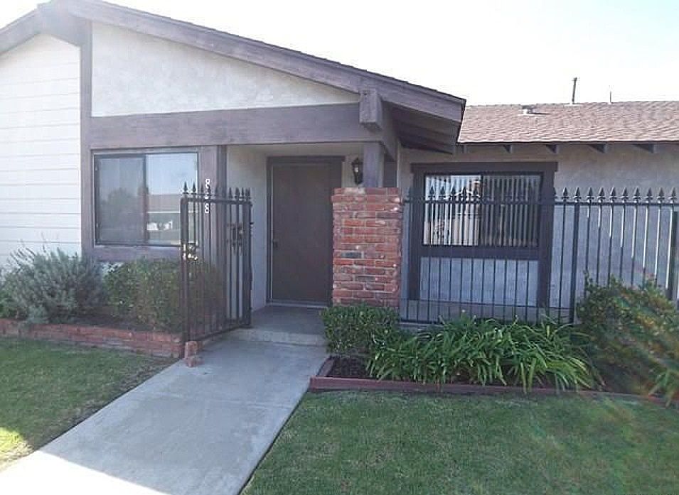 1st image of 848 E Fairway Dr