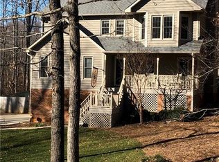 9349 Deer Path Ln, Kernersville, NC 27284
