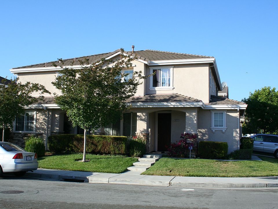 1st image of 34315 Torrey Pine Ln