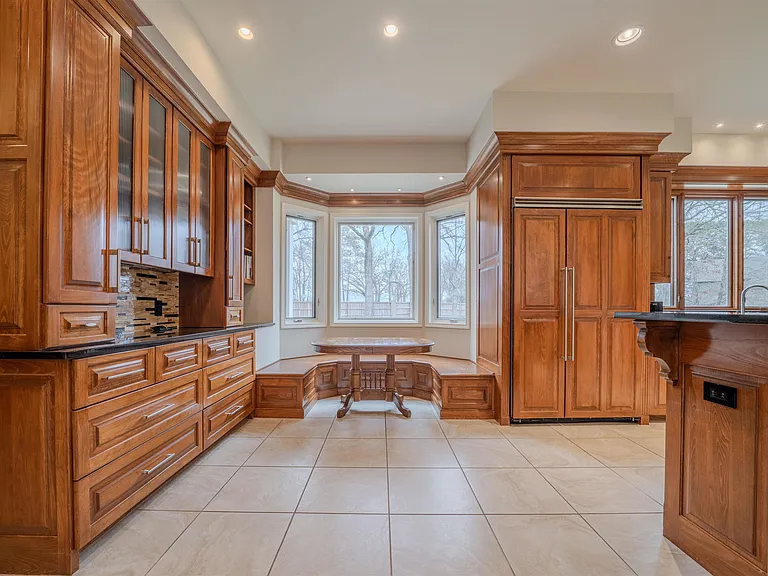 3 Lakeside Dr — Photo 8