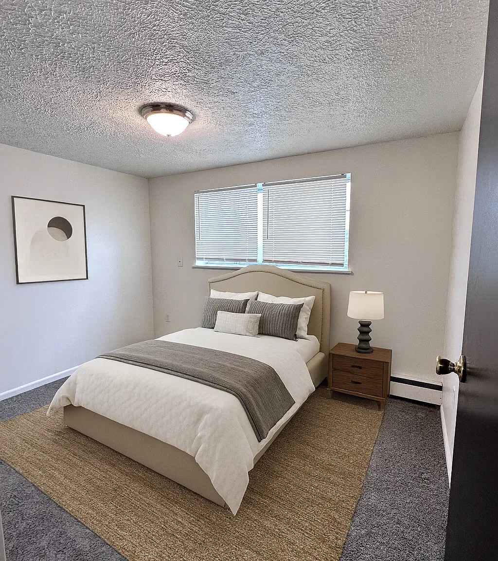 2 bed, 1.5 bath, 816 sqft, $1,195 — Photo 1