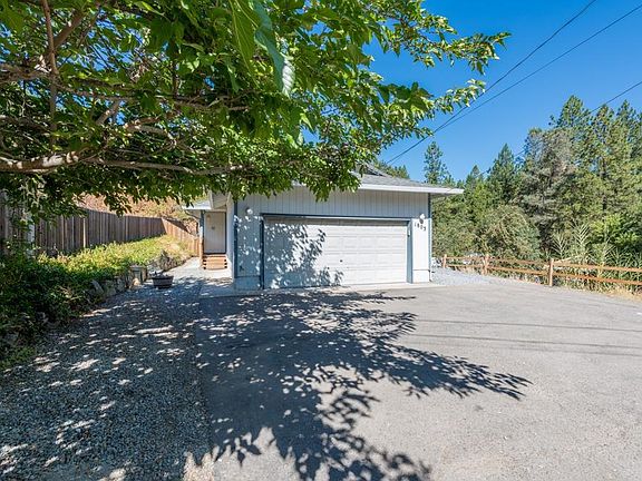 4th image of 1803 Hillside Ct