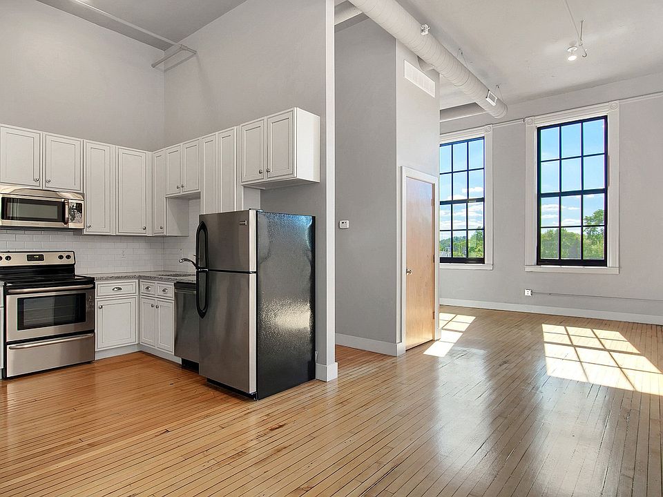 1st image of 1615 Hampton Ave #22