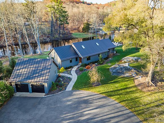 4th image of 67 Dean Road