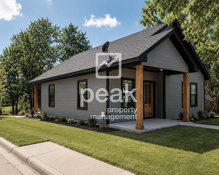 3 bed, 2.0 bath, 1120 sqft, $1,399 — Photo 2