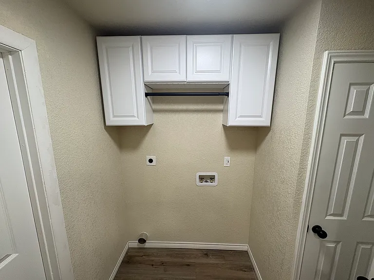14147 Swallow Dr — Photo 6