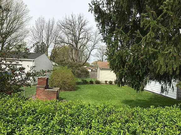 3rd image of 273 Hetrick Dr
