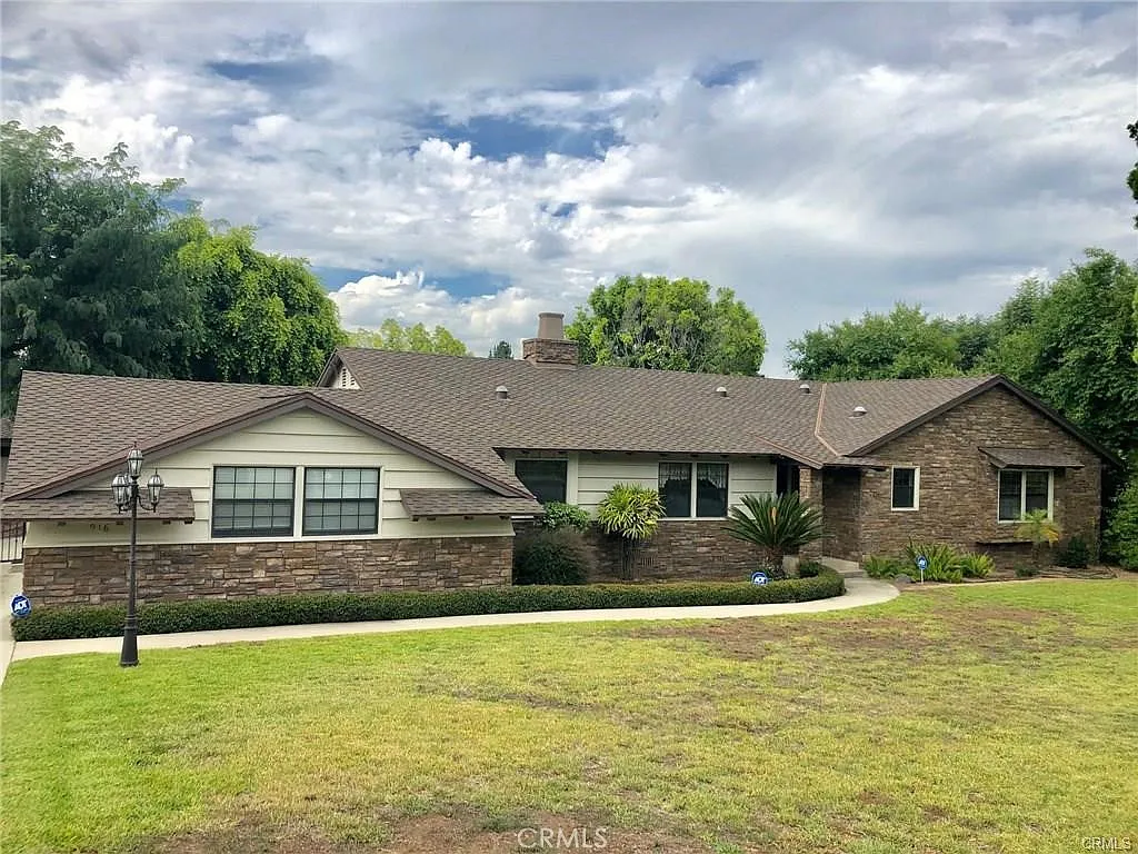 4 bed, 1840 sqft, $3,980 — Photo 1