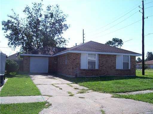 1st image of 2401 Gallant Dr