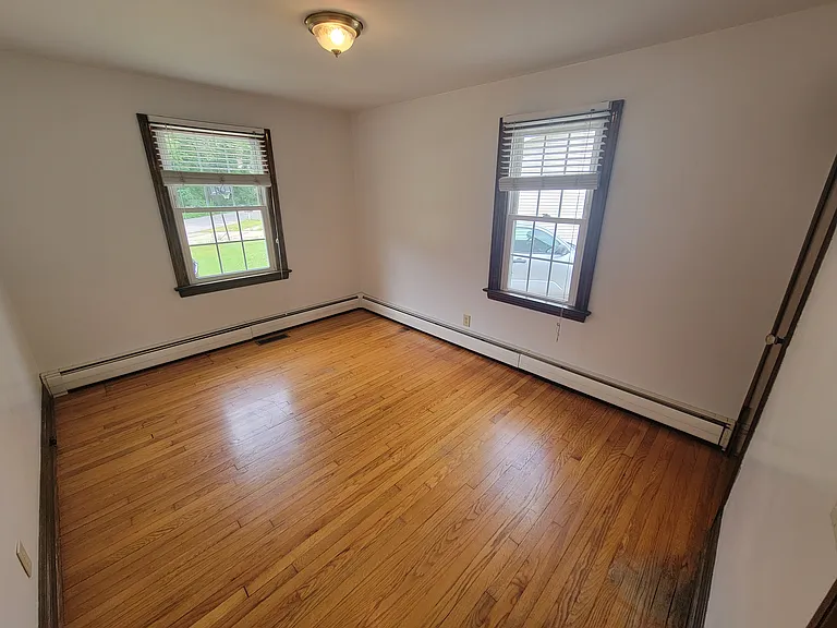1306 Nicholson St — Photo 10
