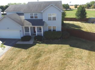 1542 Westbury Cir, North Aurora, IL 60542