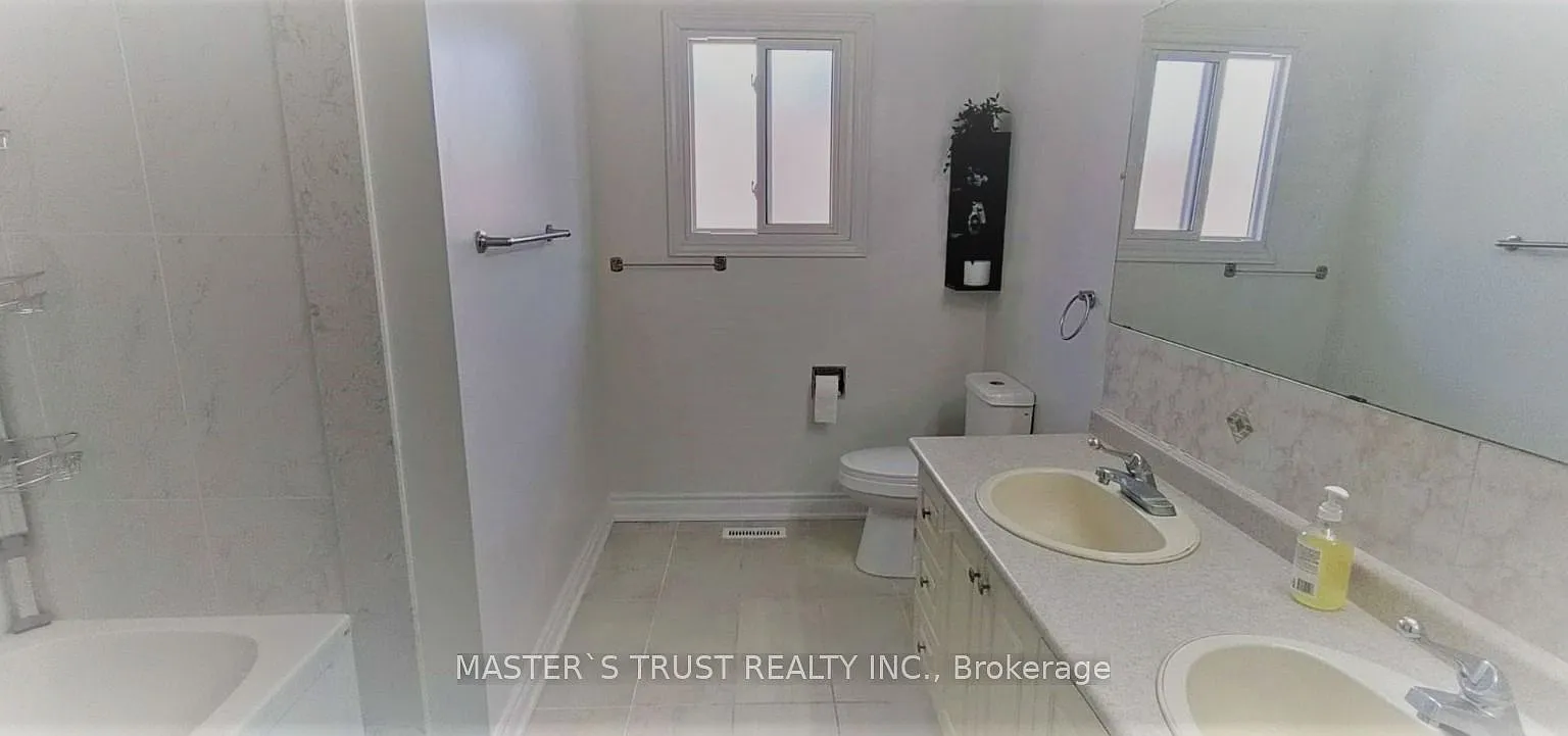 1 bed, $900 — Photo 3