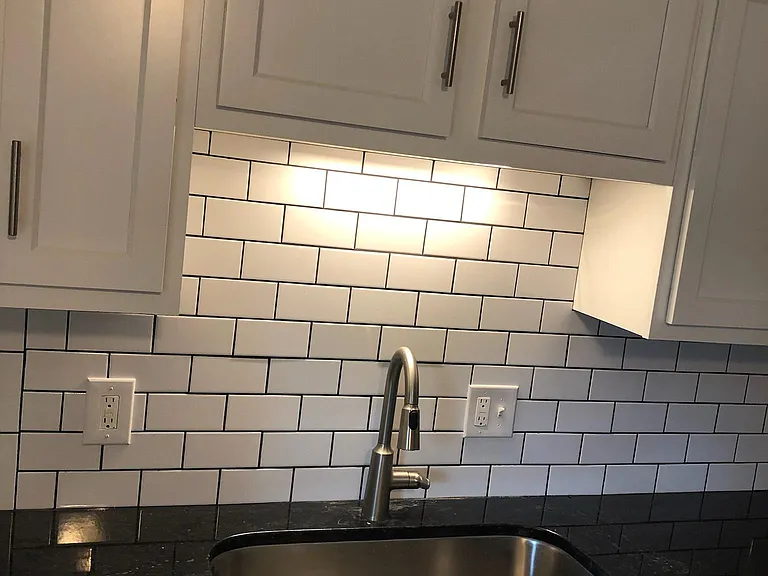 1477 Indianola Ave — Photo 13