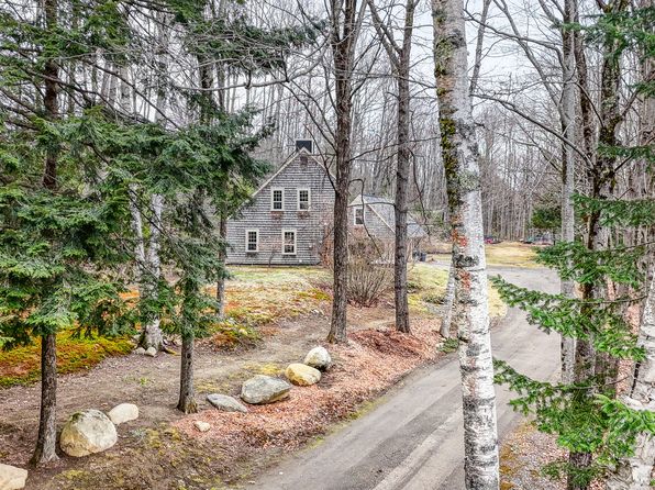 33 Rolling Ridge, Jay, ME 04239