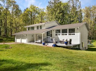 24116 SE 18th Pl, Sammamish, WA 98075