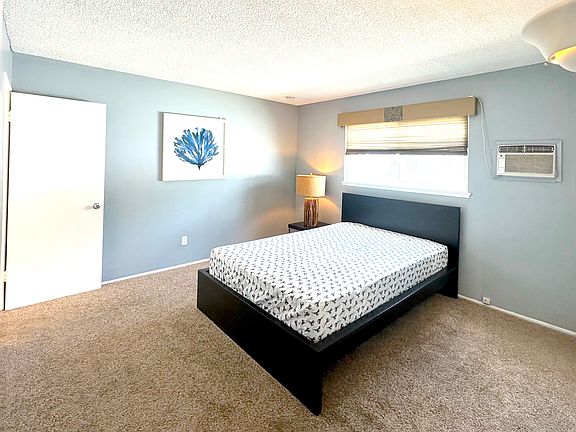 5th image of 15140 Leeds Cir