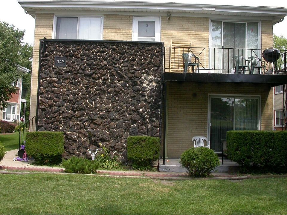 All Brick 4- Flat All 2bds