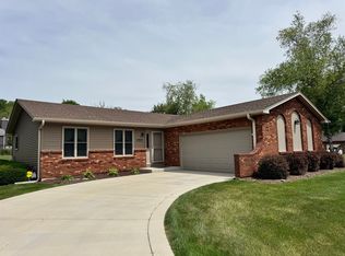 1900 Powder River Path, Elgin, IL 60123