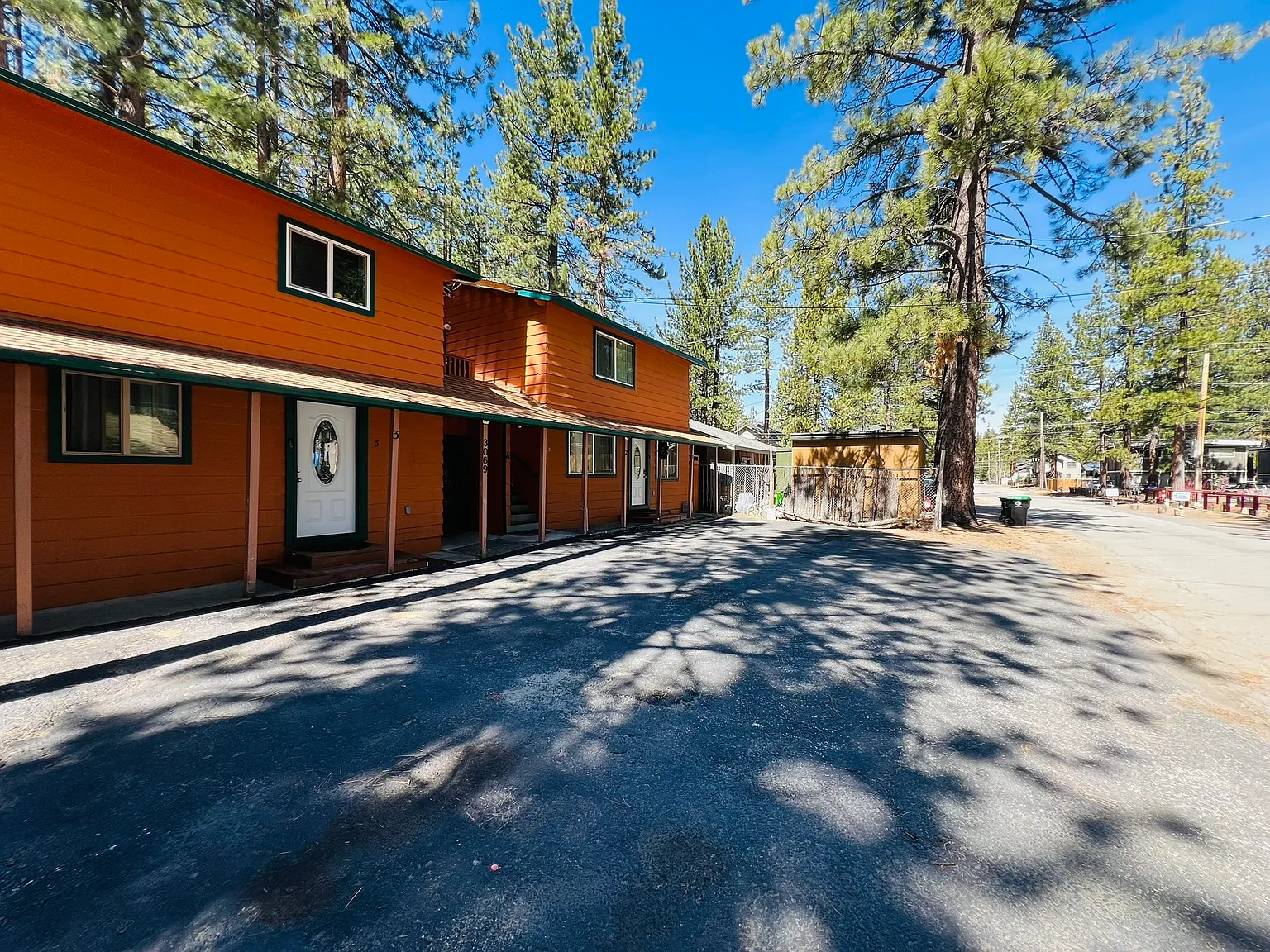 3069 Fresno Ave — Photo 4