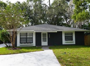 822 1st St, Altamonte Springs, FL 32701