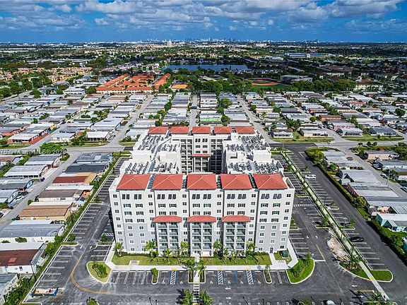 5th image of 400 NW 112th Ave #206