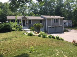 177 Narrow Ln, Charlestown, RI 02813