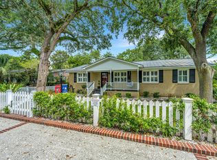 118 Live Oak Dr, Mount Pleasant, SC 29464