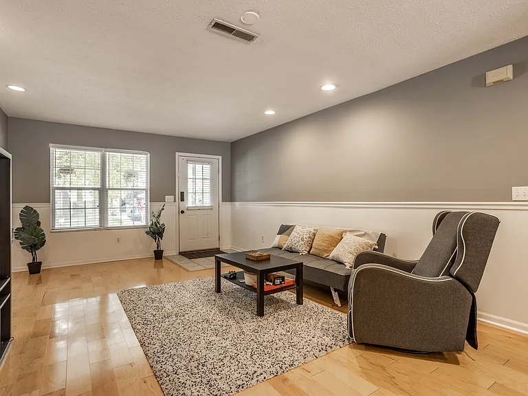 9572 Chalmers St — Photo 18
