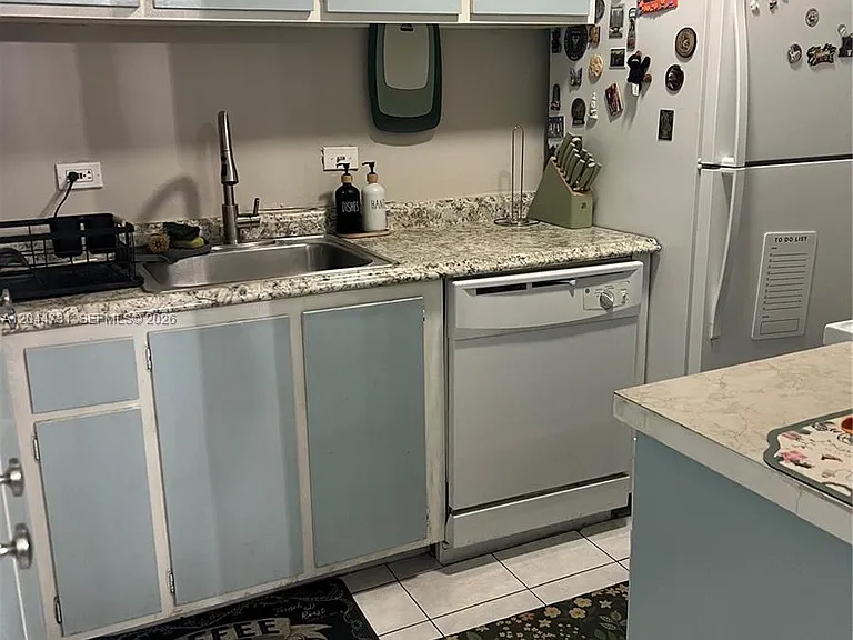6900 N Kendall Dr #A205 — Photo 1