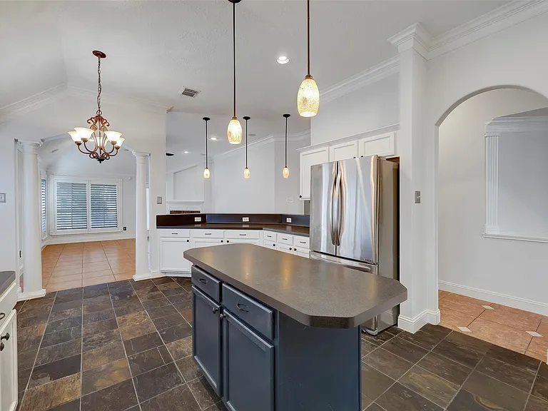 8903 Aberdeen Park Dr — Photo 9