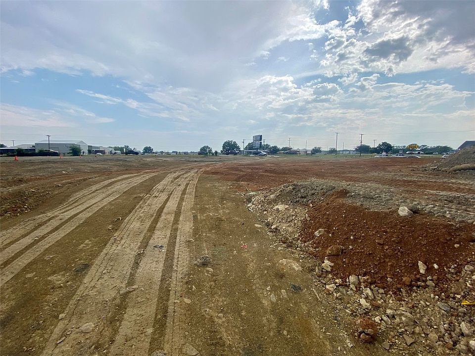 1st image of 3181 E Highway 114
