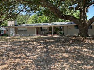 104 S Wofford St, Athens, TX 75751