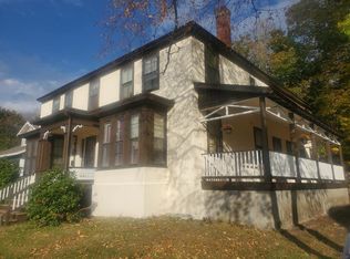 1534 Main St #1R, Athol, MA 01331