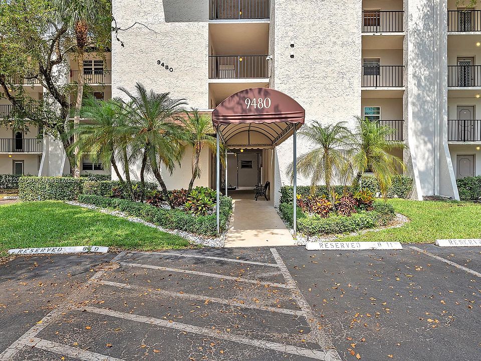 1st image of 9480 Poinciana Pl APT 202