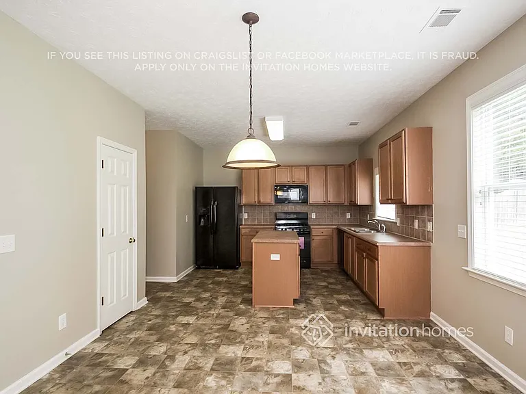 2900 Cooper Woods Dr — Photo 7