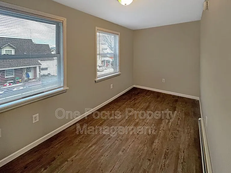 51 Pearl St — Photo 6