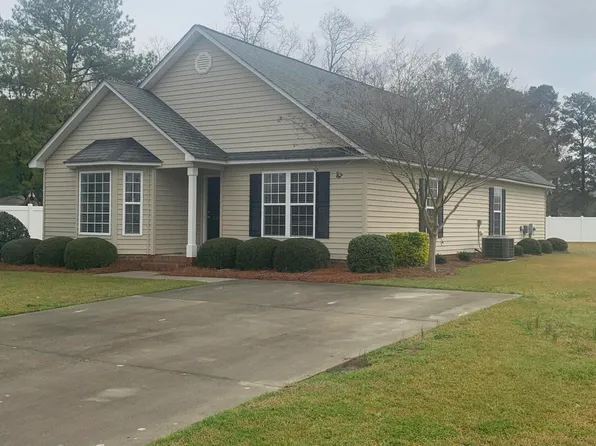 2629 Ange St, Winterville, NC 28590