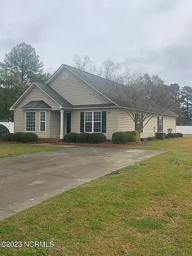 2629 Ange St Photo 1