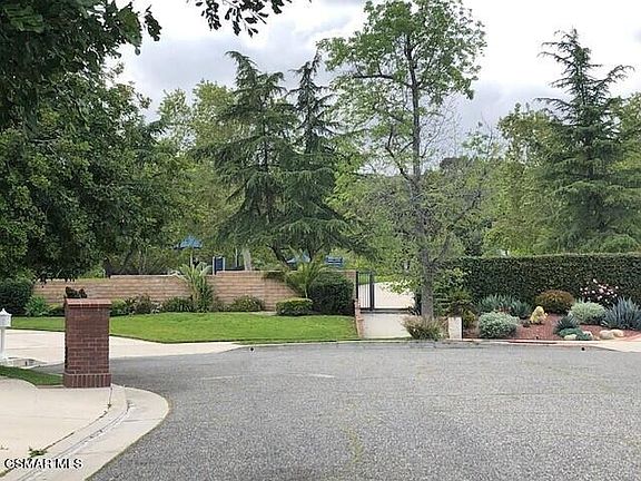 4th image of 23685 Elkwood St